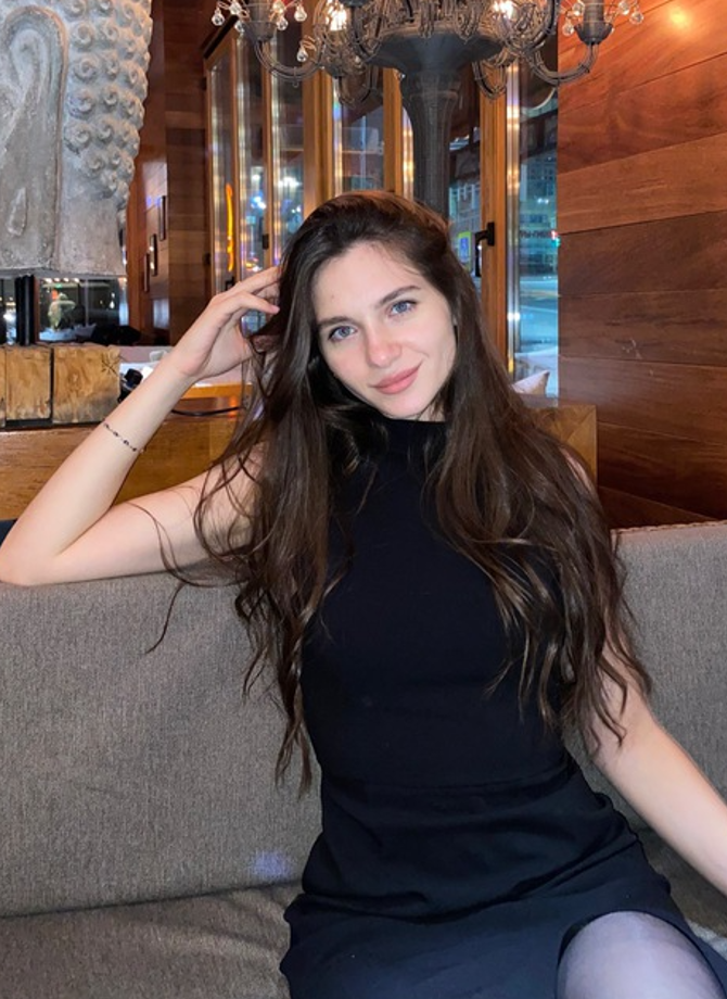 Эвелина Черникова Технолог Конструктор мебель на заказ мебель на заказ в ростове мебель в ростове кухни производство мебели производство мебели в ростове дизайнеры дизайн мебели дизайнерская мебель мебель из дерева мебель из массива столы лестницы на заказ лестницы в ростове лестницы на заказ в ростове шкафы на заказ кухни мирарта